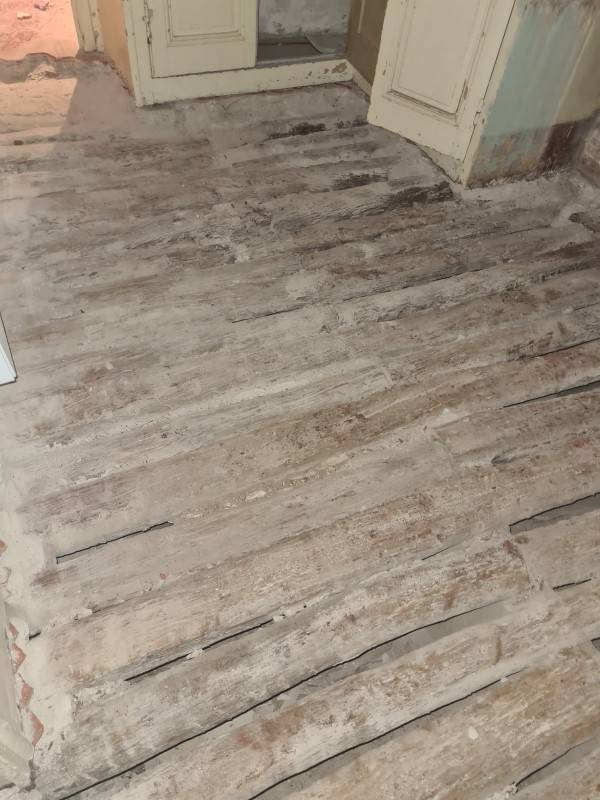 Réfection plancher suie à une dégradation (7)